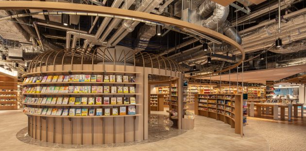 ルミネ史上最大規模で本格開業するニュウマン高輪に、店舗面積1,000坪超・約10万冊の本を揃える“心が躍る、自由で、楽しい本屋”「BUNKITSU TOKYO」9月12日(金)オープン 〜3つのカフェラウンジや遊び心あふれる公園のような空間など文喫がスケールアップ~